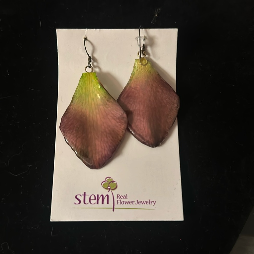 Stem real flower earrings